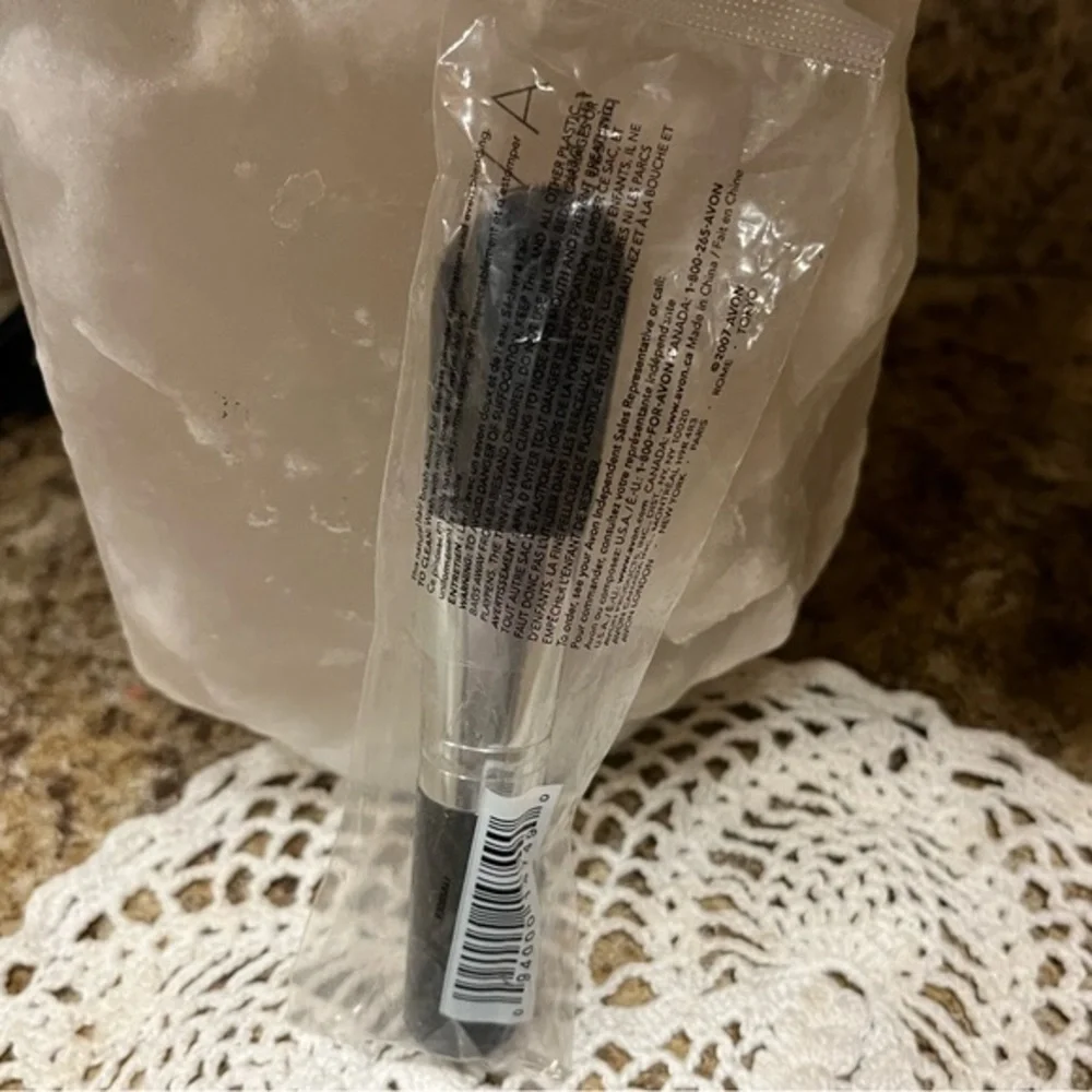🎉Host Pick🎉 NIB Avon Make Up Beauty Brush